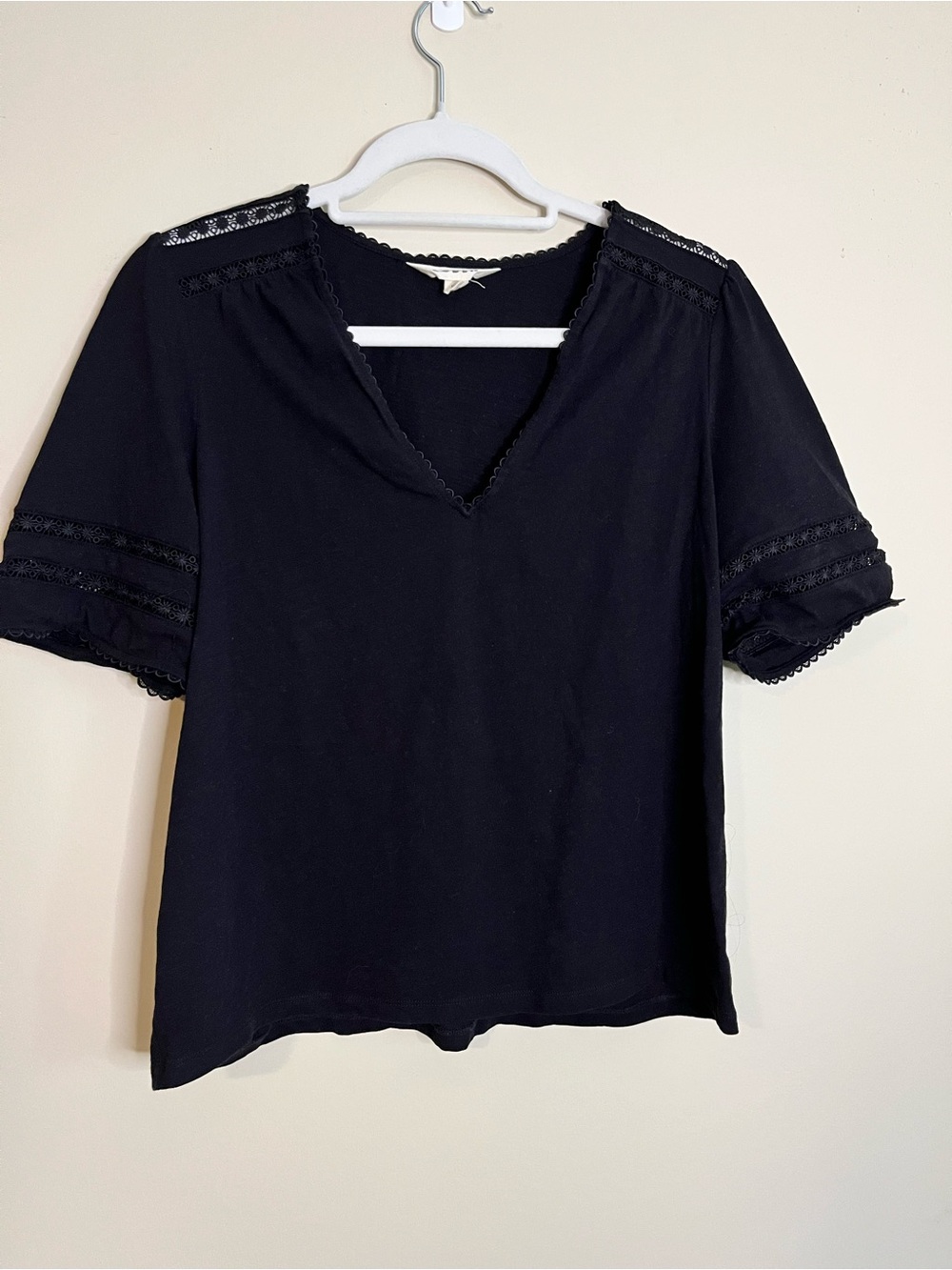 Boden Black Lace-Trim V-Neck Women's Top size 10